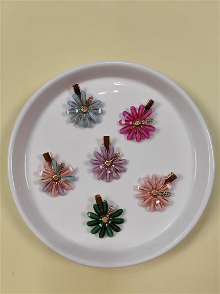 گیره بابونه برجسته 