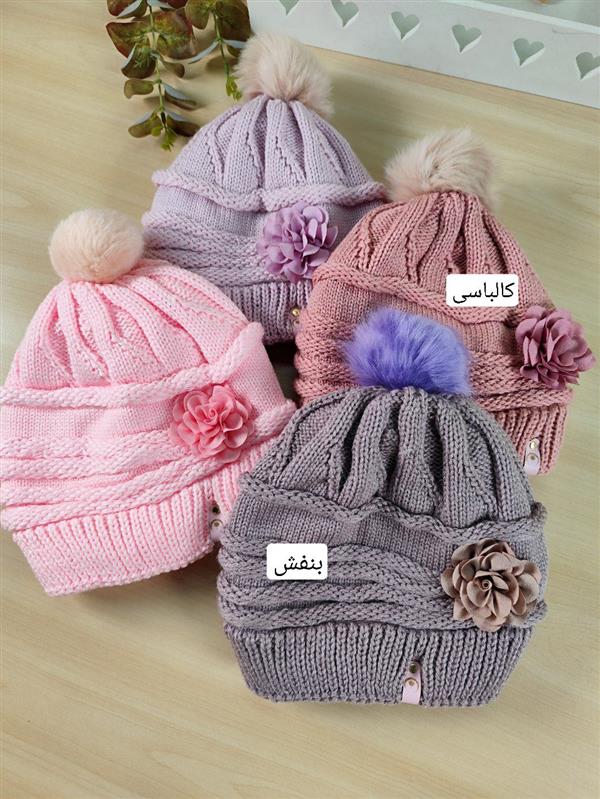 کلاه تک گلدار 