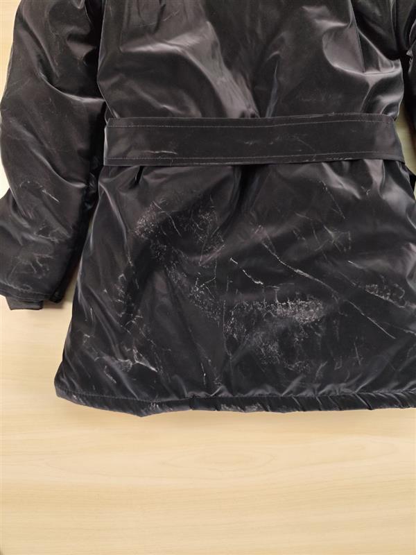 کاپشن balenciaga