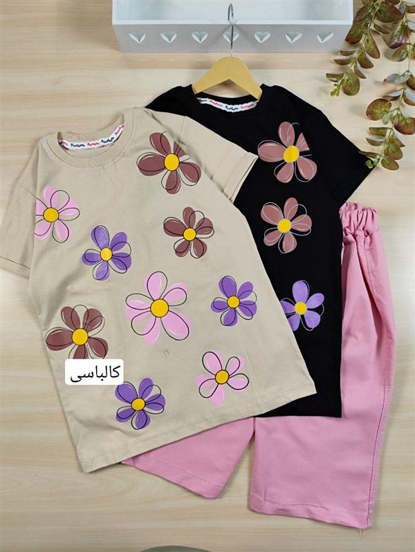 تیشرت شلوارک گل های حاشیه دار