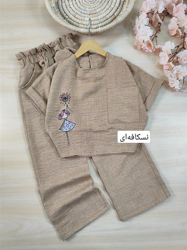 کراپ شلوار دختر و قاصدک 
