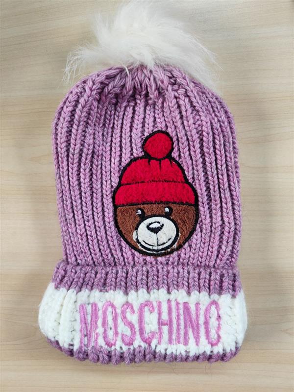 کلاه و شال گردن moschino