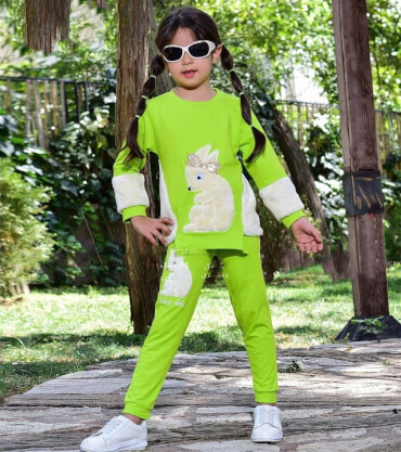 بلوز شلوار خرگوش نشسته