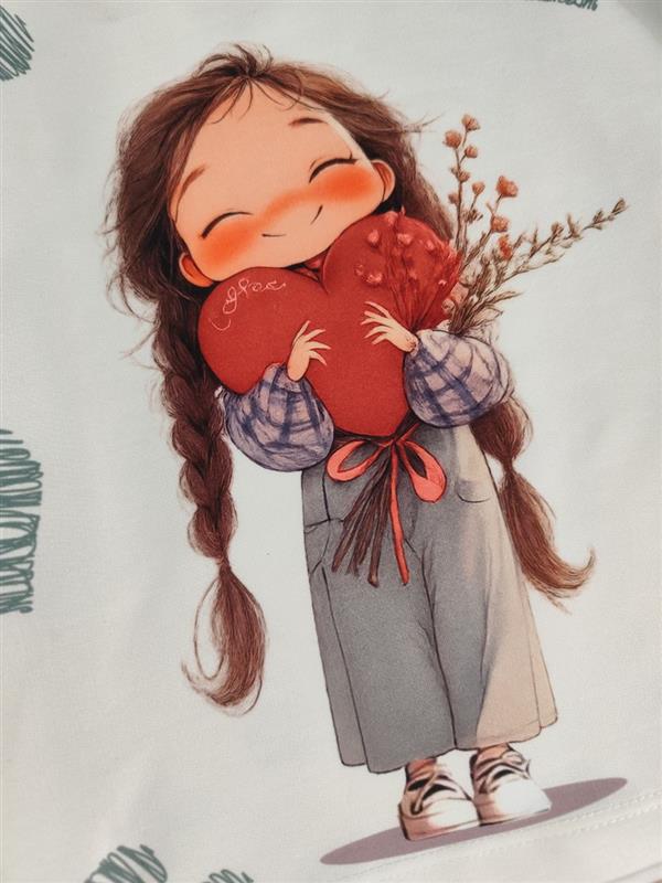 بلوز و شلوار قلب و دسته گل 
