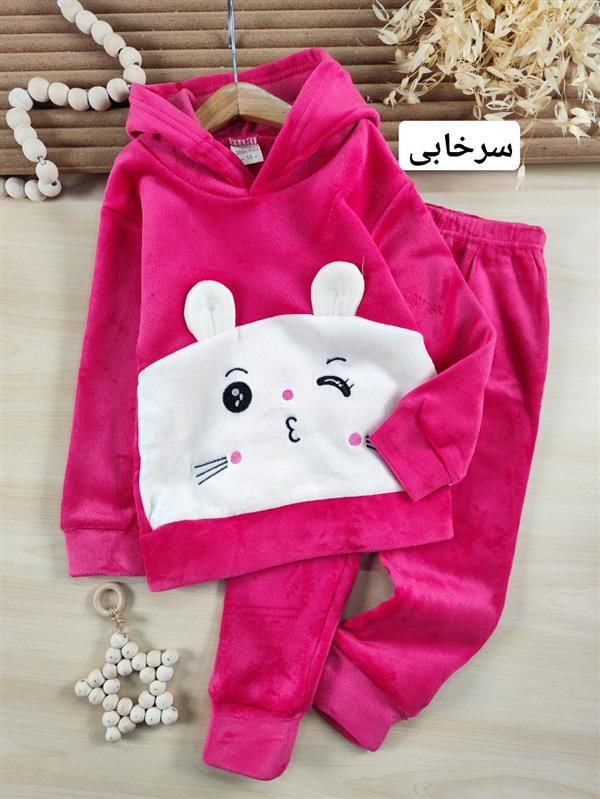 هودی و شلوار موش چشمک