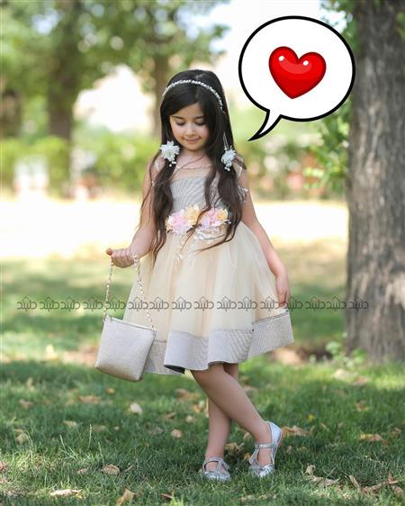 مجلسی دخترانه همراه با کیف