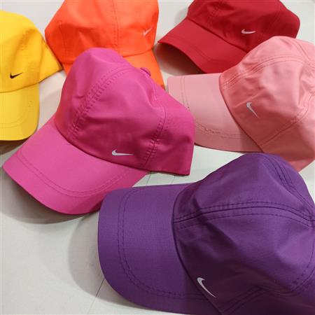 کلاه زنانه Nike
