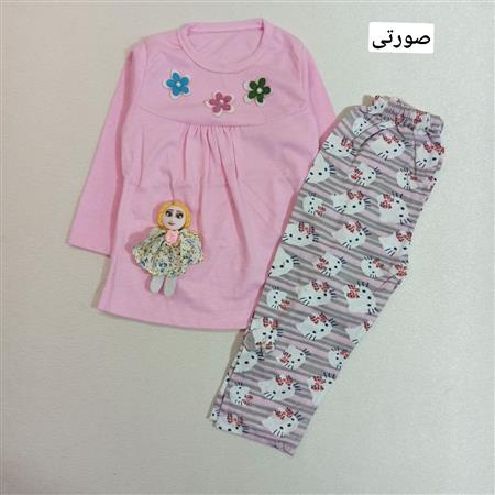 بلوز شلوار دخترک مو طلایی