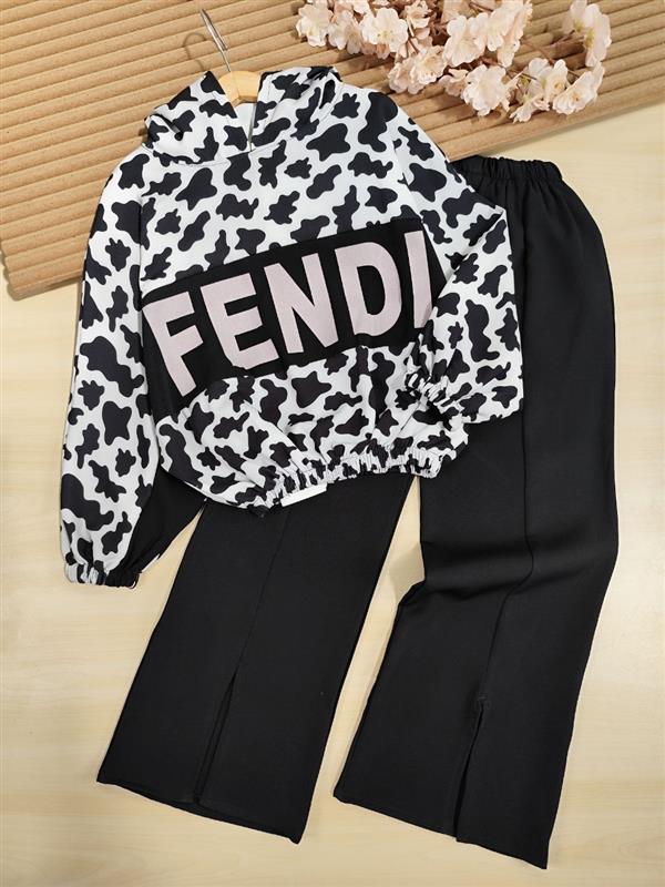 هودی شلوار Fendi طرح گاو