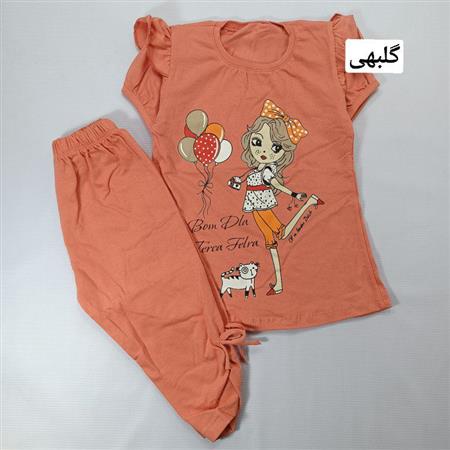 تیشرت شلوار دختر و بادکنک