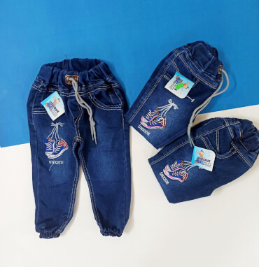 شلوار جین پسرانه طرح کتانی⛸