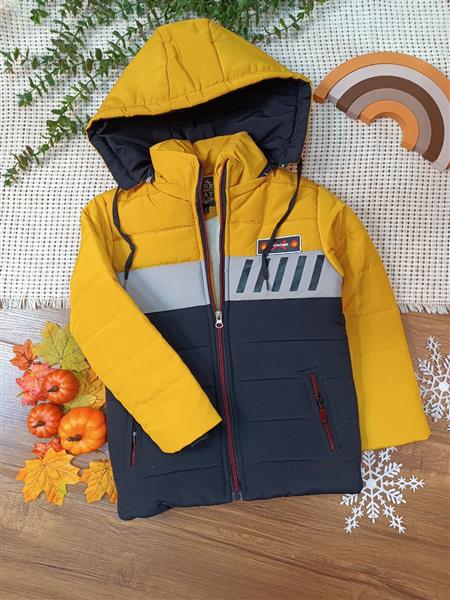 کاپشن off-white