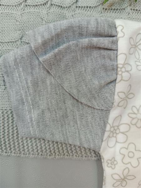 سه تیکه نوزادی گلها